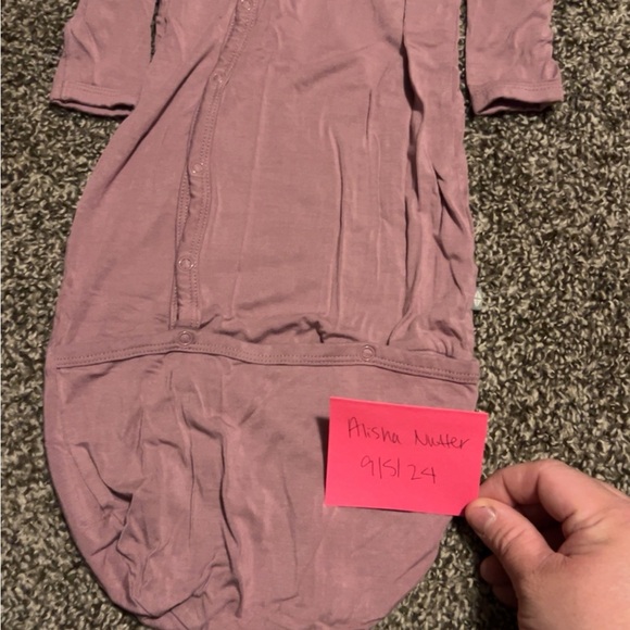 Bamboo- Plush blanket, sleep sacks, gown, zippy! MMAO within reason - Picture 10 of 15